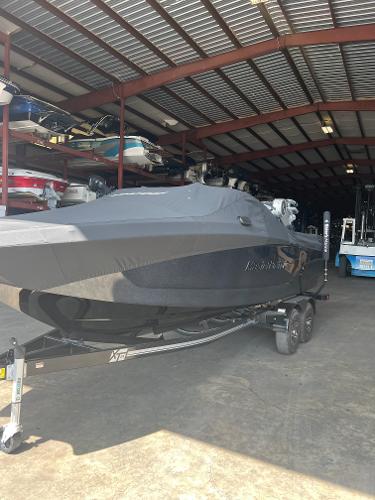 2022 MasterCraft XT24