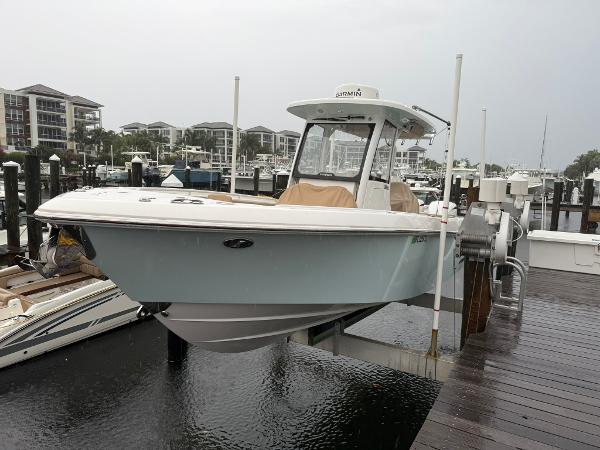 2023 Everglades 285 Center Console