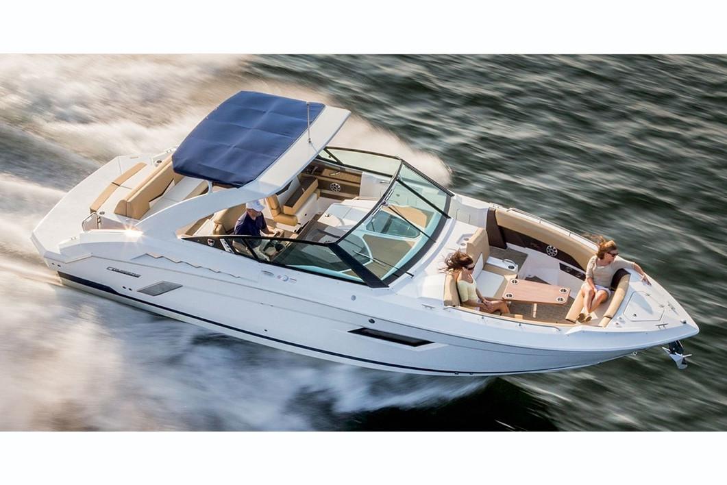 Cruisers Yachts Boat image