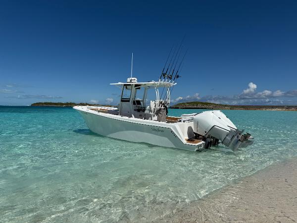 2025 Pair Customs 28 Center Console