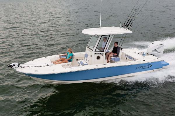 2022 Robalo 266 Cayman