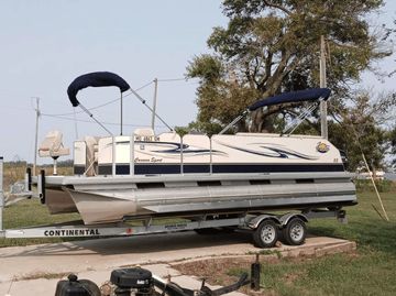 2020 Fiesta Family Fisher 22