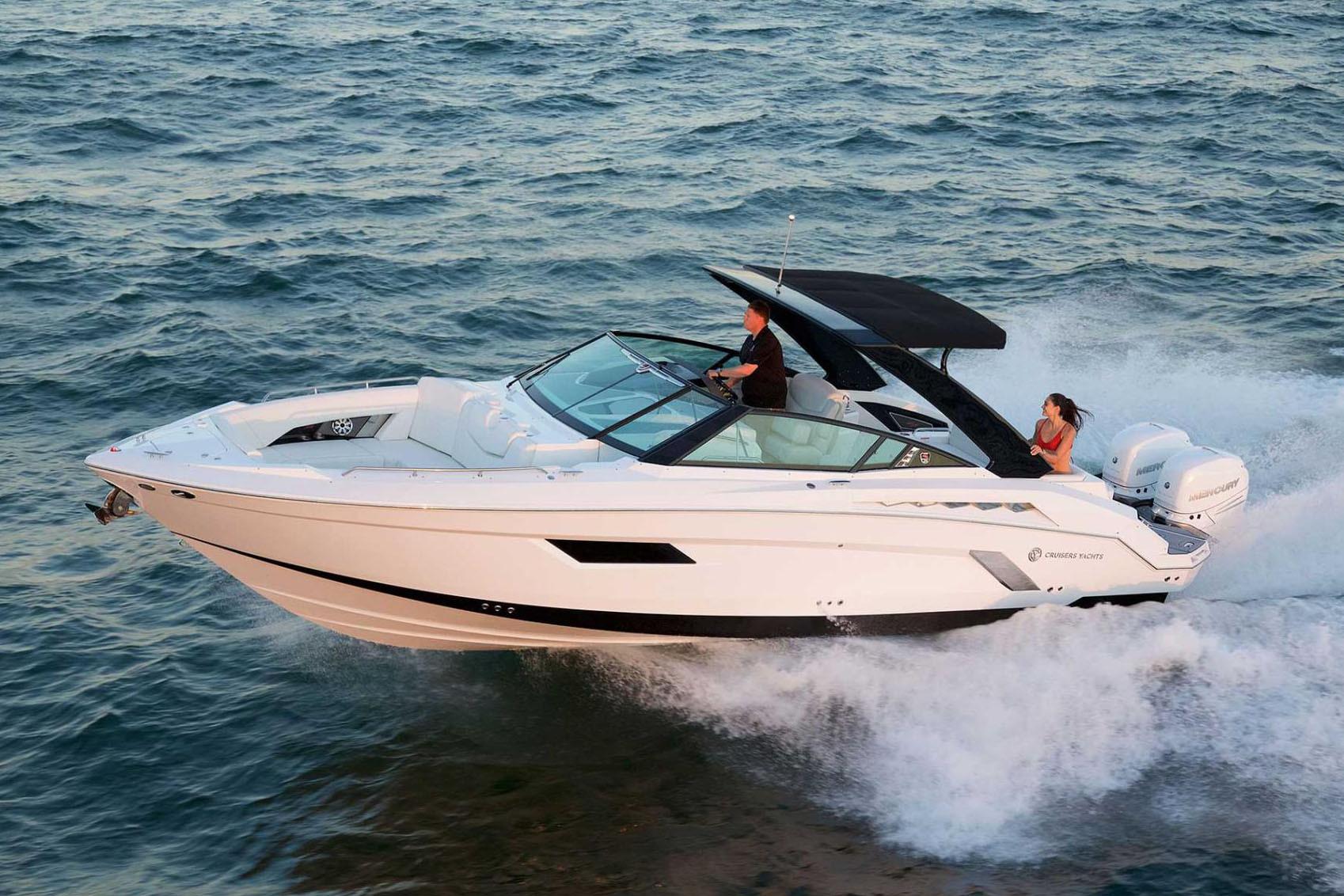 Cruisers Yachts Boat image