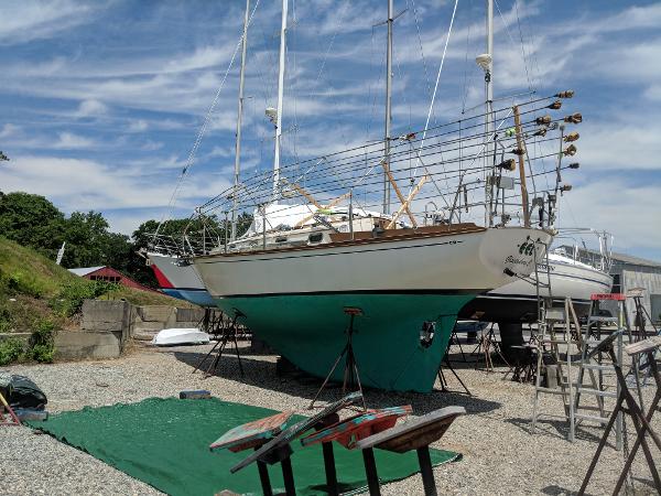 1984 Cape Dory Cutter