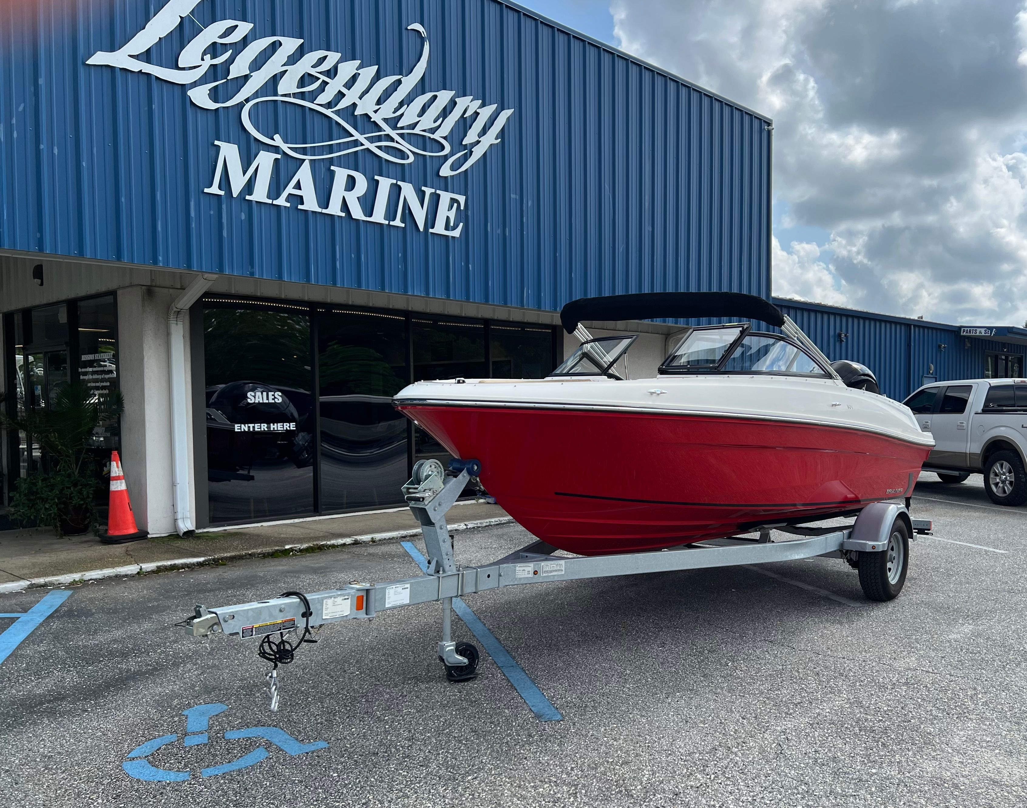 2023 Bayliner VR4 Bowrider - Outboard