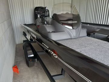 2024 Bass Tracker Pro 170