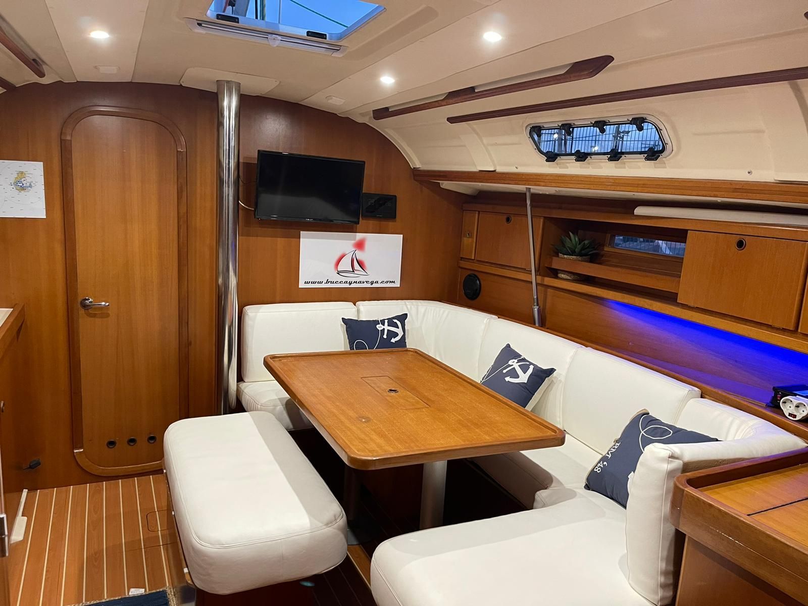Dufour GRAND LARGUE 385