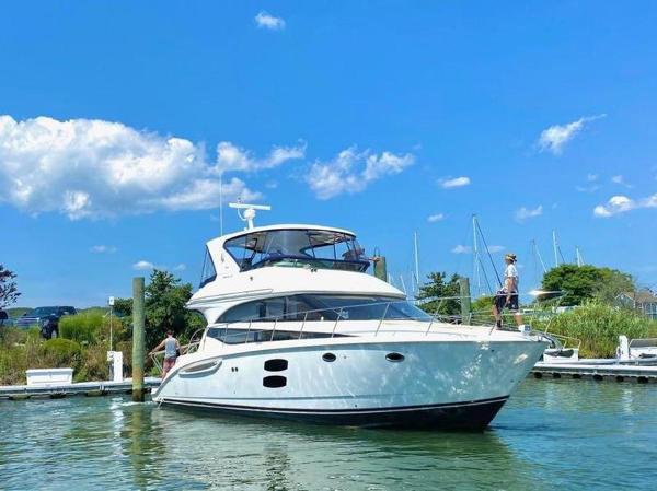 2012 Meridian 441 Sedan