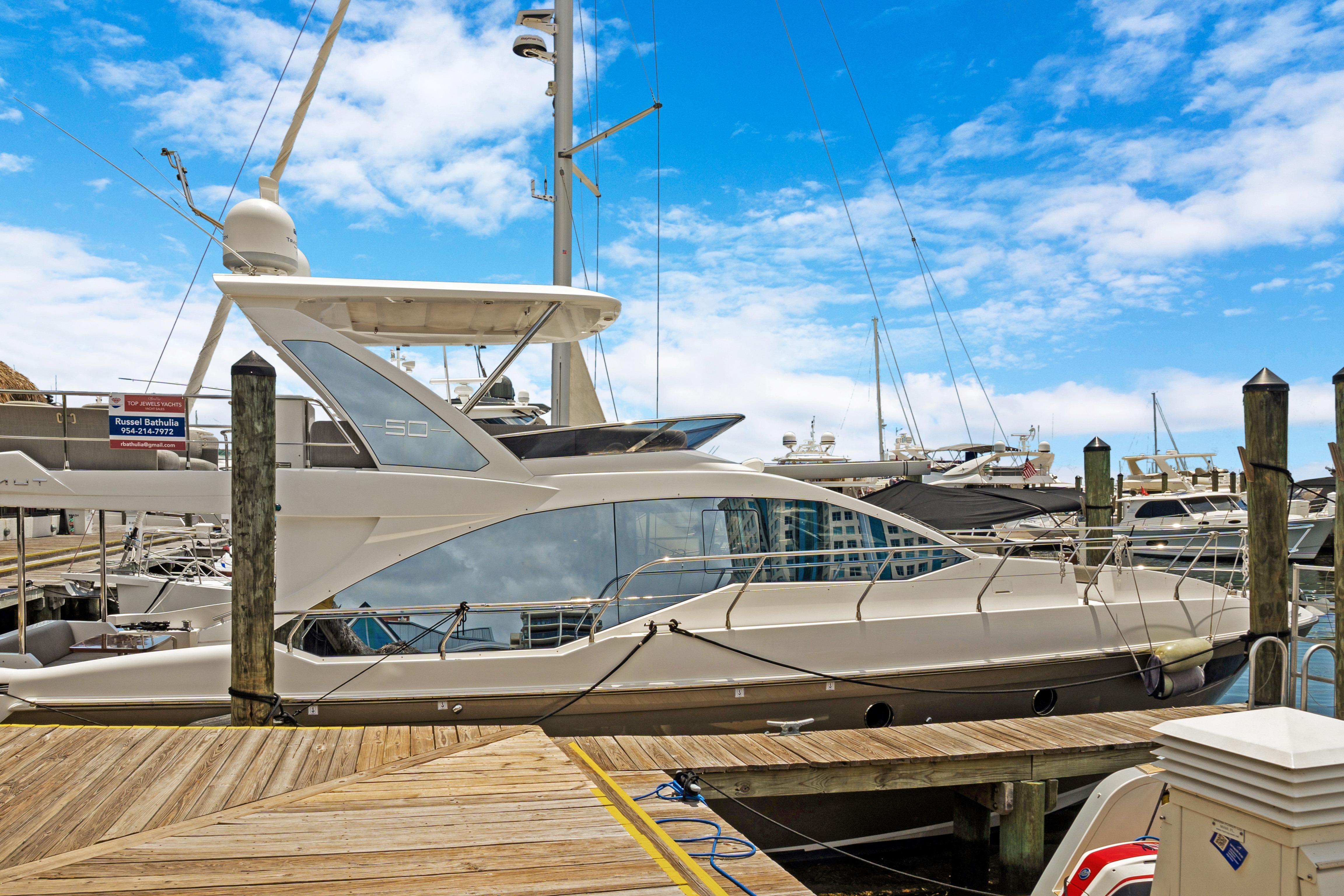 2019 Azimut 50 fly