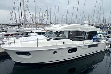 2024 Beneteau Swift Trawler 41 Sedan