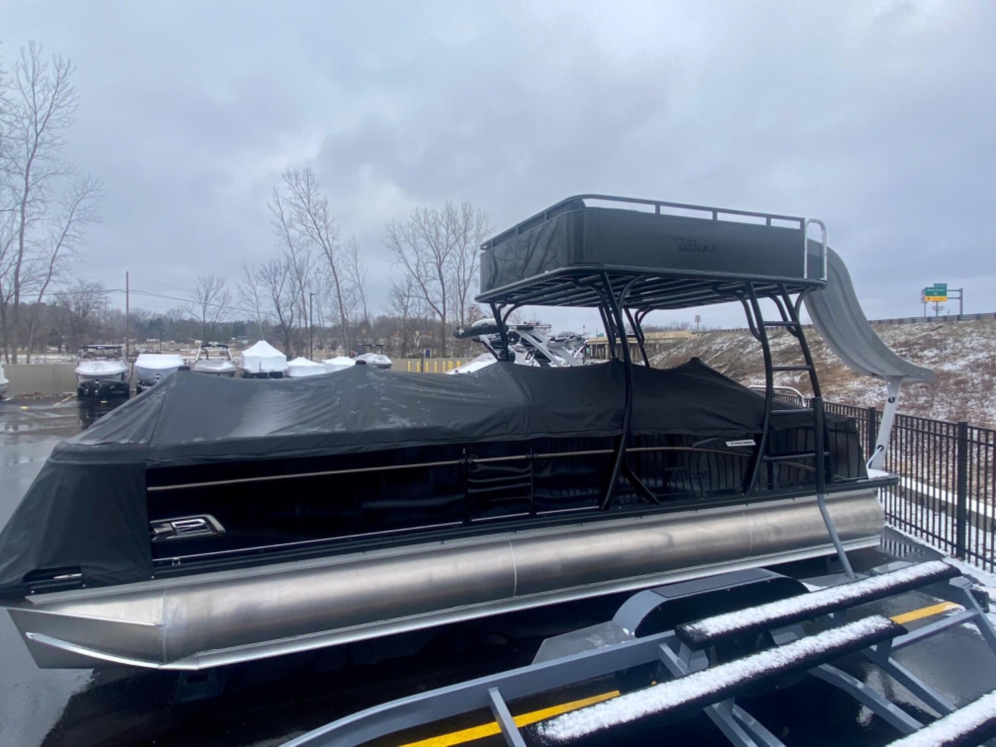 TAHOE SPORT PONTOON BOAT GIVEAWAY - Resorts World Catskills