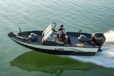 Lowe FM 1675 WT Boat