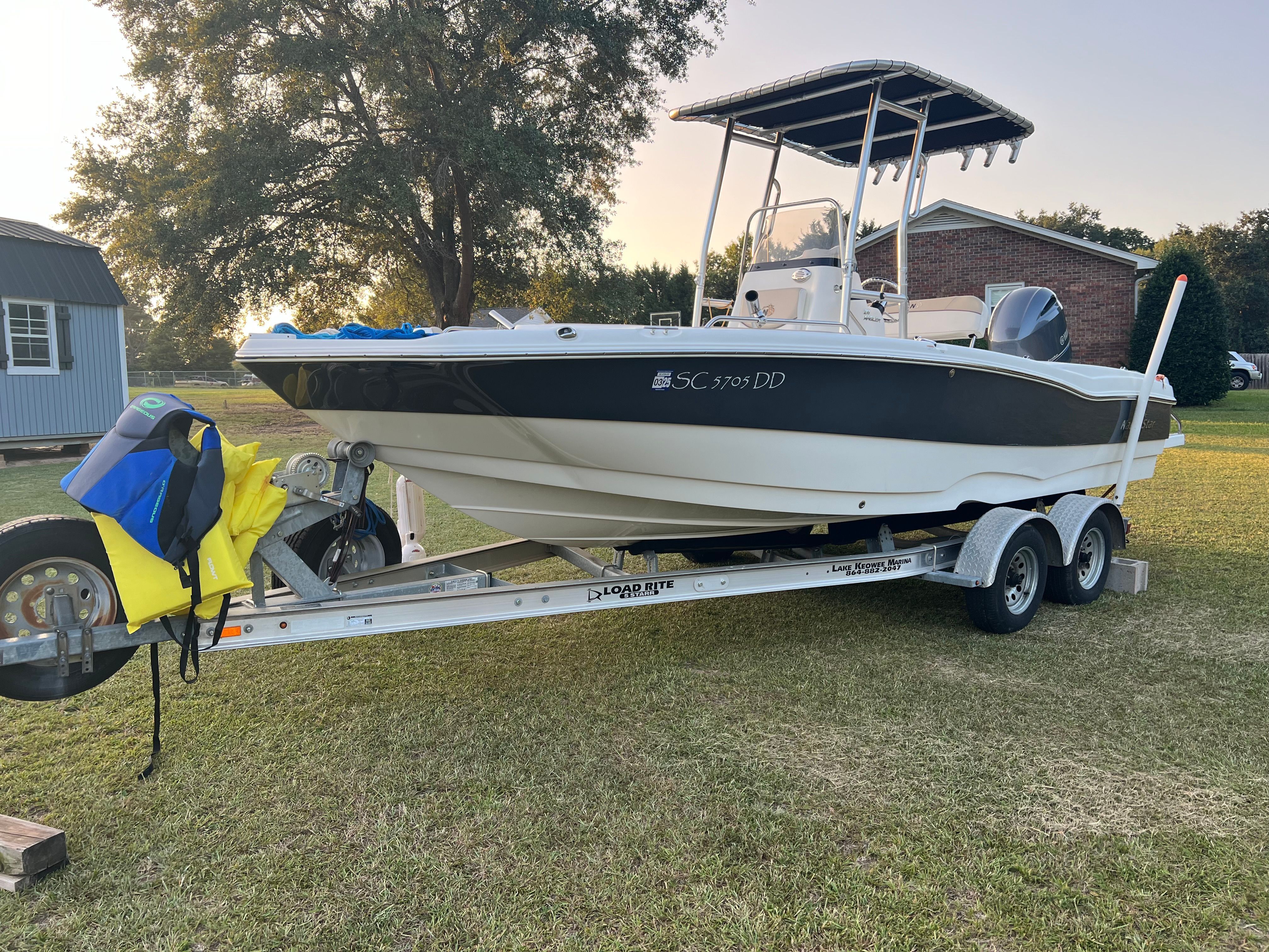 2016 Custom Nautic Star 211 Angler