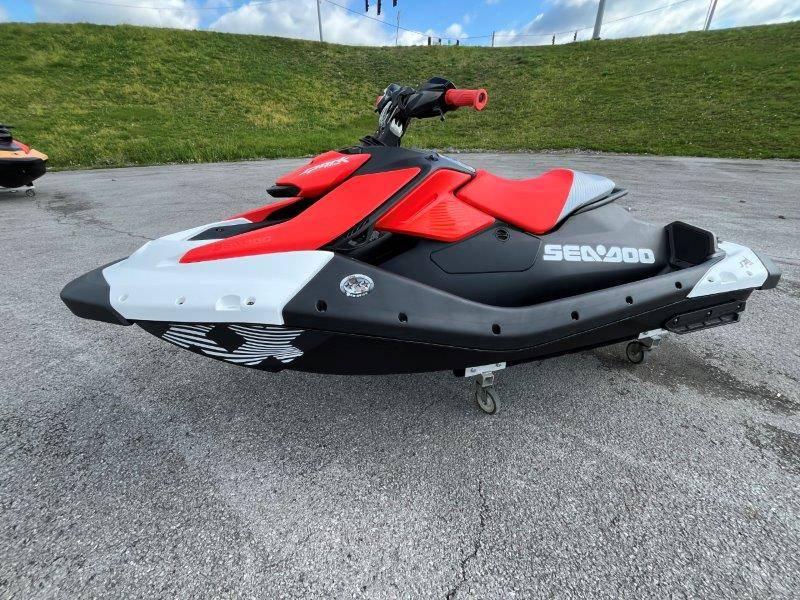 2025 SeaDoo Spark Trixx for 1 Rotax 900 ACE90, Somerset Kentucky
