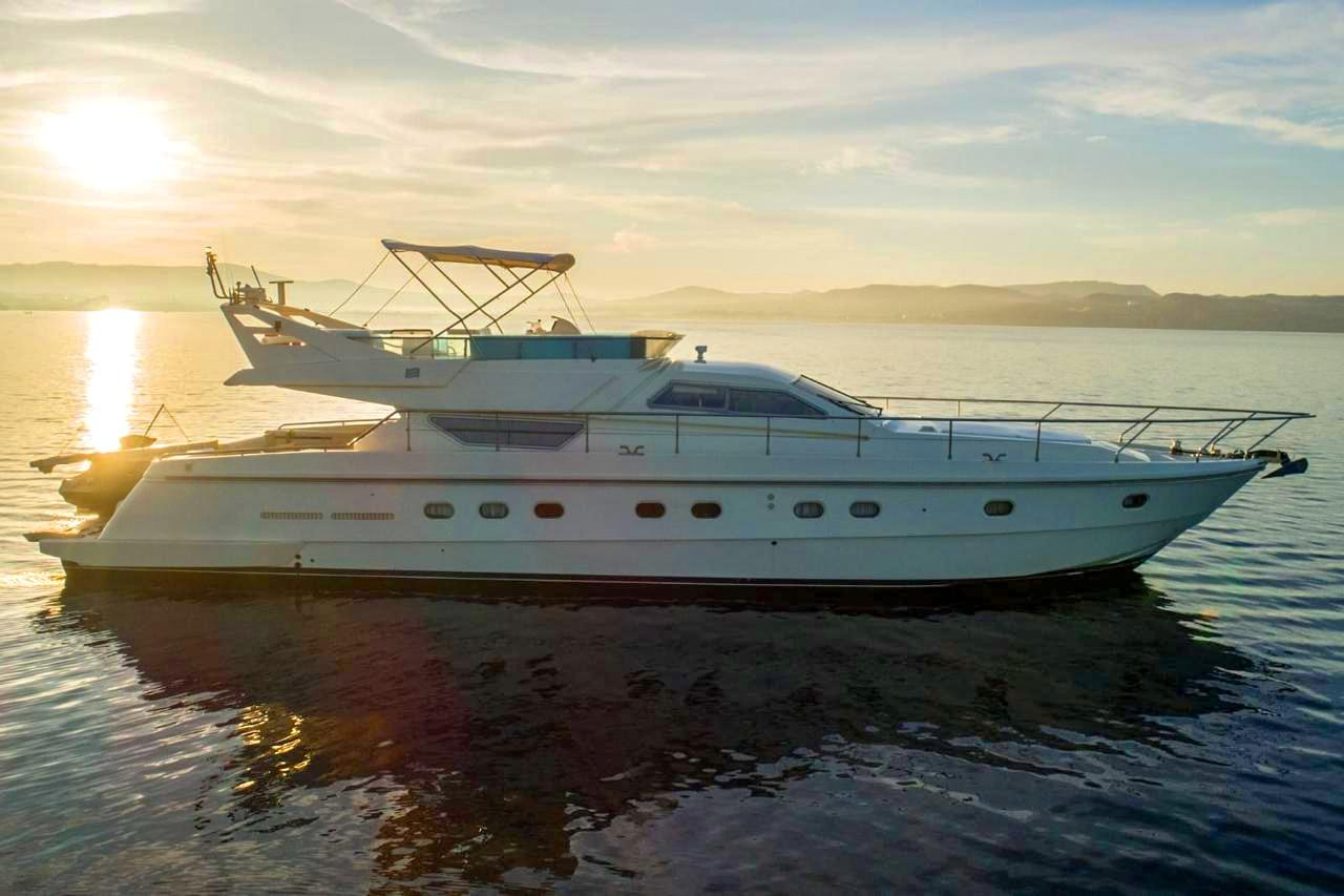 1998 Ferretti Yachts 620