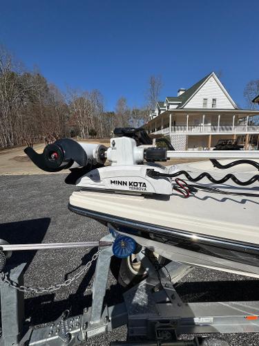 2014 Pathfinder 2200TRS