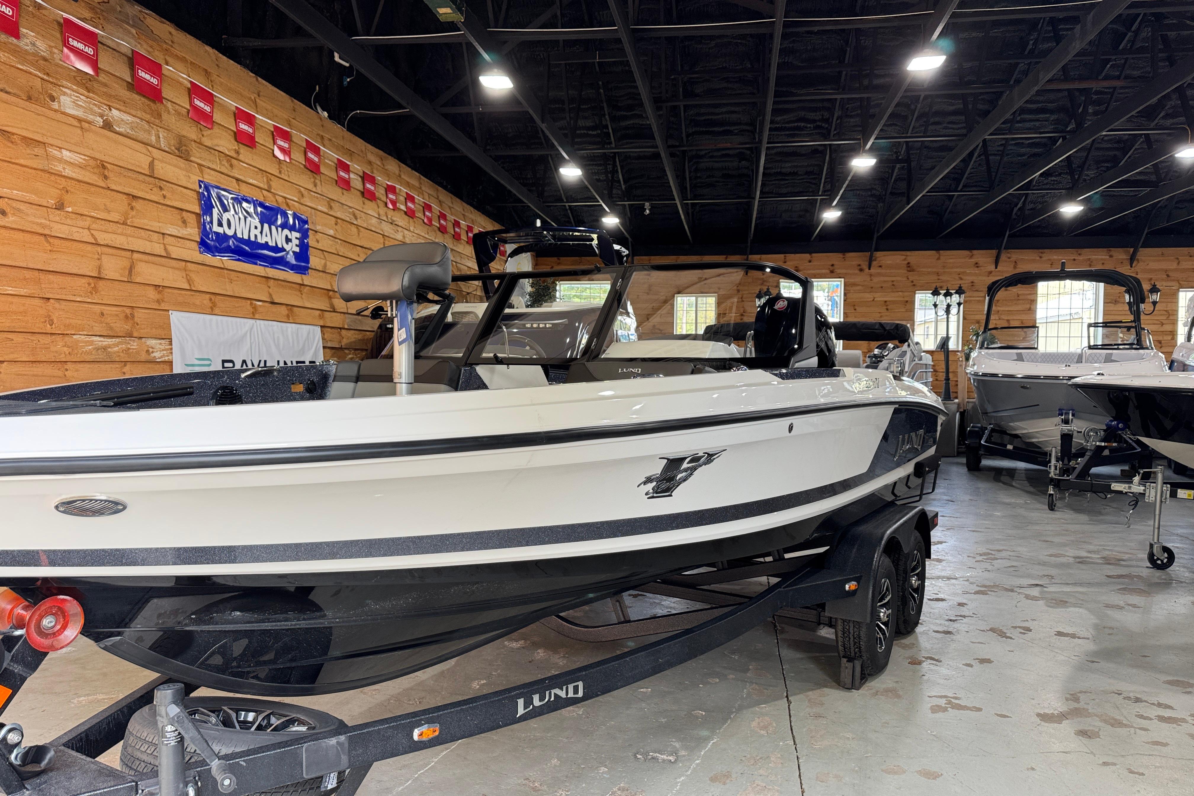 2026 Lund 202 Pro-V GL