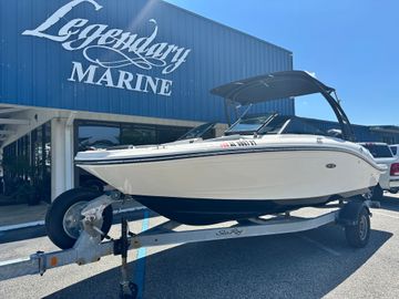 2018 Sea Ray SPX 190 Outboard