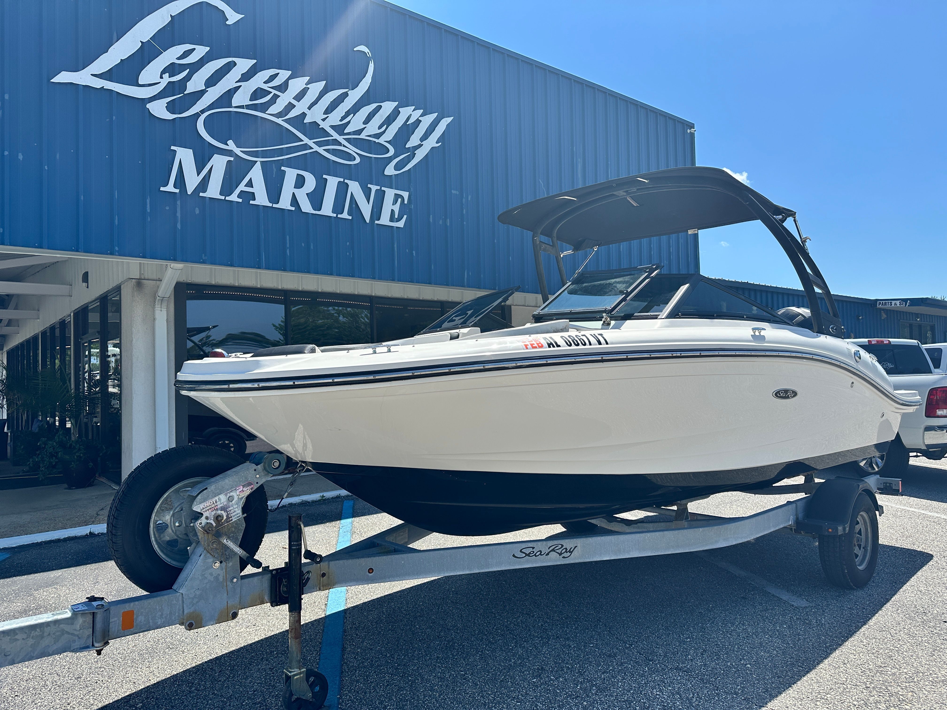 Sea Ray SPX 190 OB 2018 SEA RAY SPX 190 OB - Image 1
