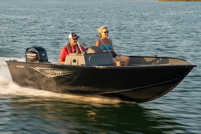 Lowe FM 1625 SC Boat