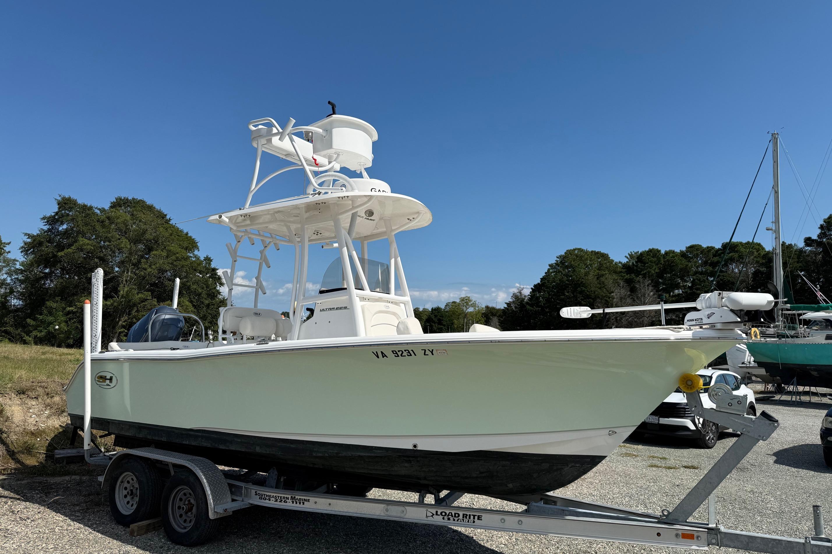 Sea Hunt Ultra 229 Sea Hunt Ultra 229