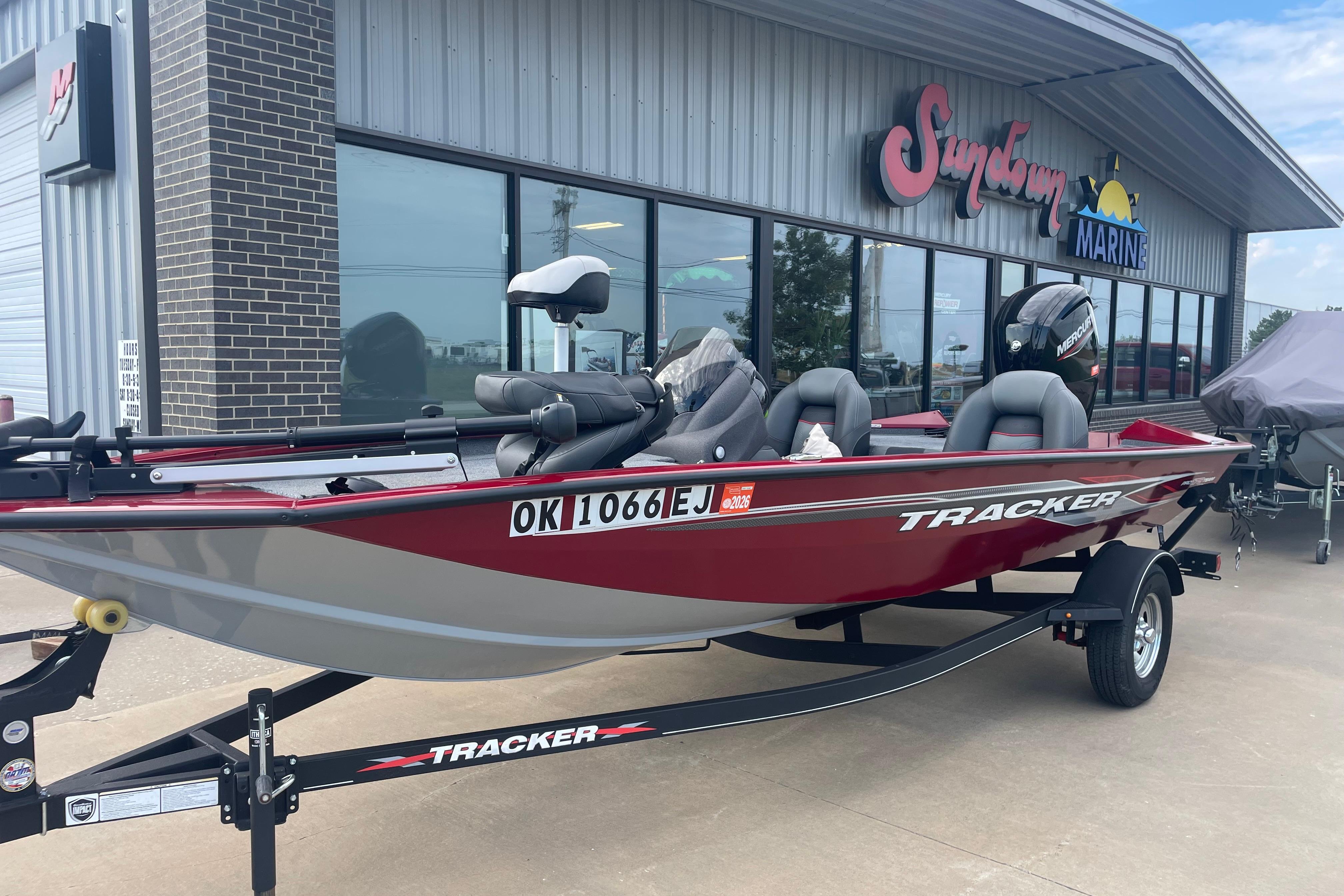 2022 Tracker Pro Team 175 TXW