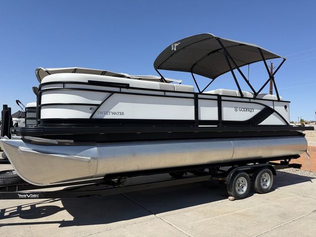 2026 Godfrey Marine Sweetwater 2286 C 27" iMPACT Center Tube Package