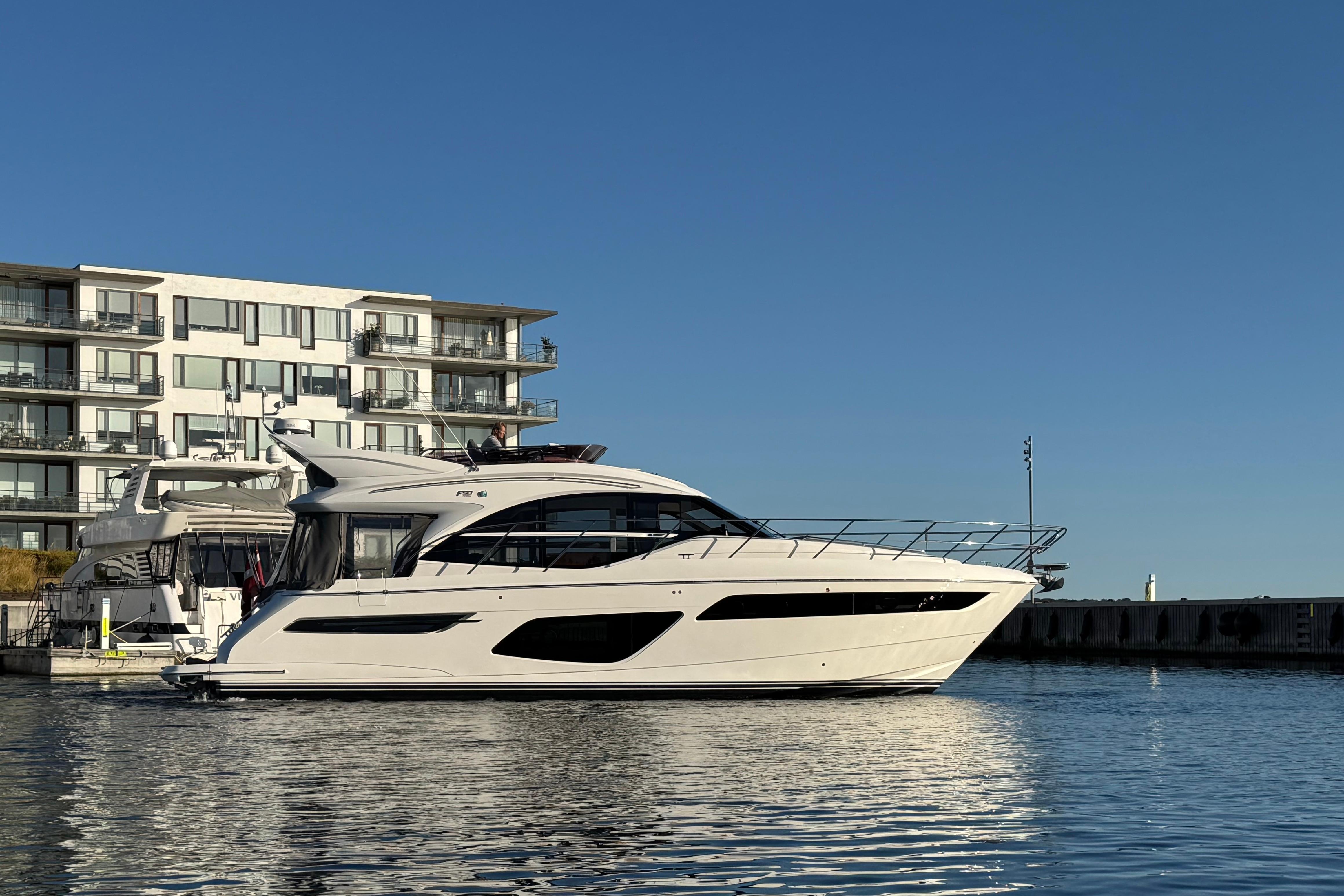 2020 Princess F50