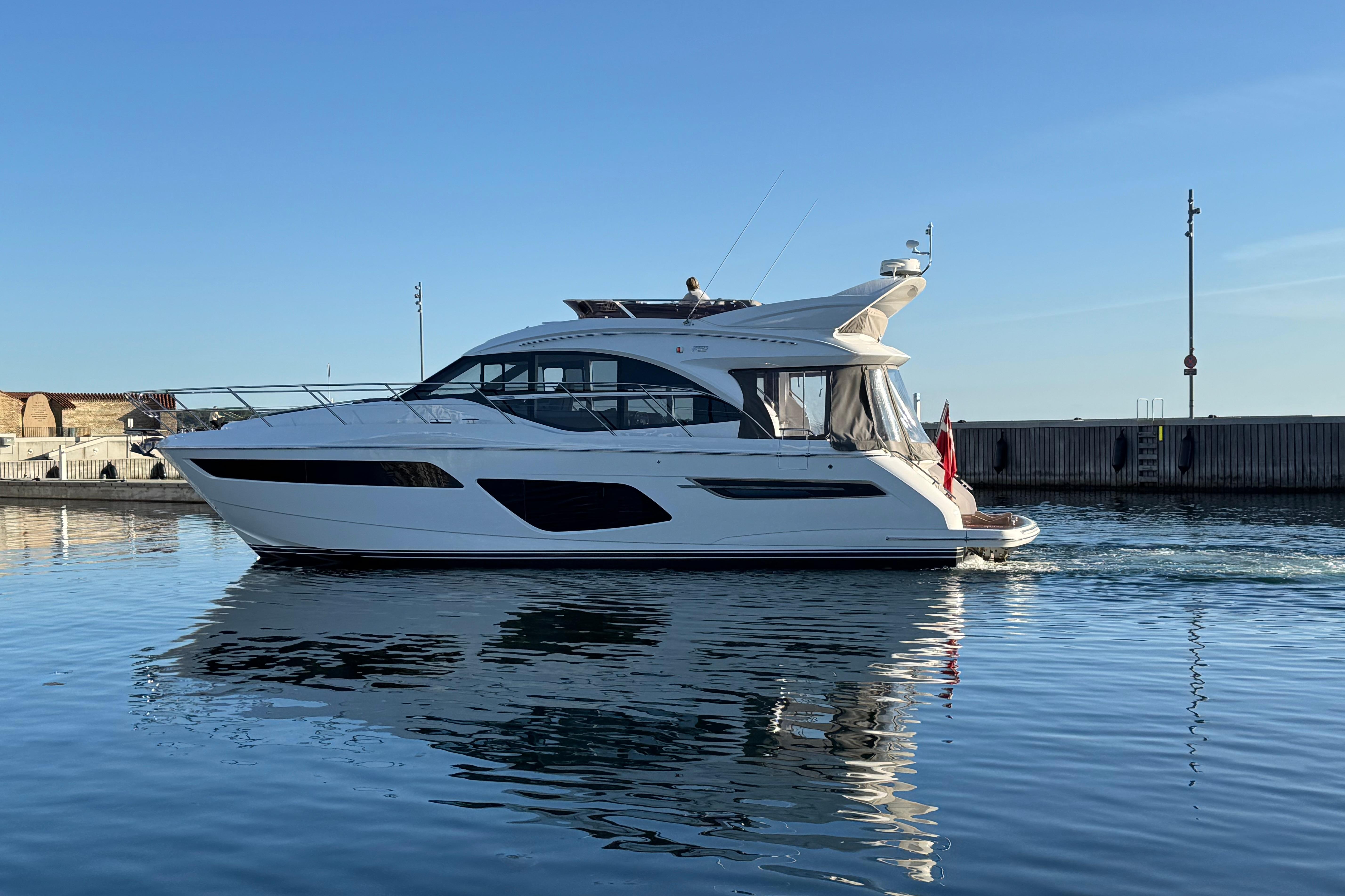 2020 Princess F50