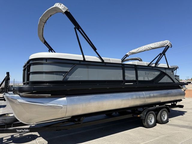 2026 Godfrey Marine Sweetwater 2286 C 27" iMPACT Center Tube Package