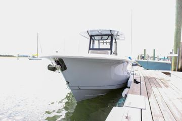 2026 Sea Hunt Gamefish 28 Forward Seating