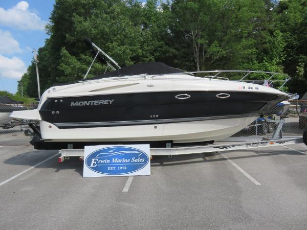 2004 Monterey 245 Cruiser