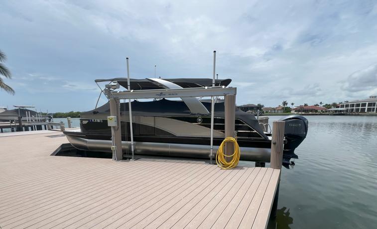 2022 Bennington RX 25 RXFBA