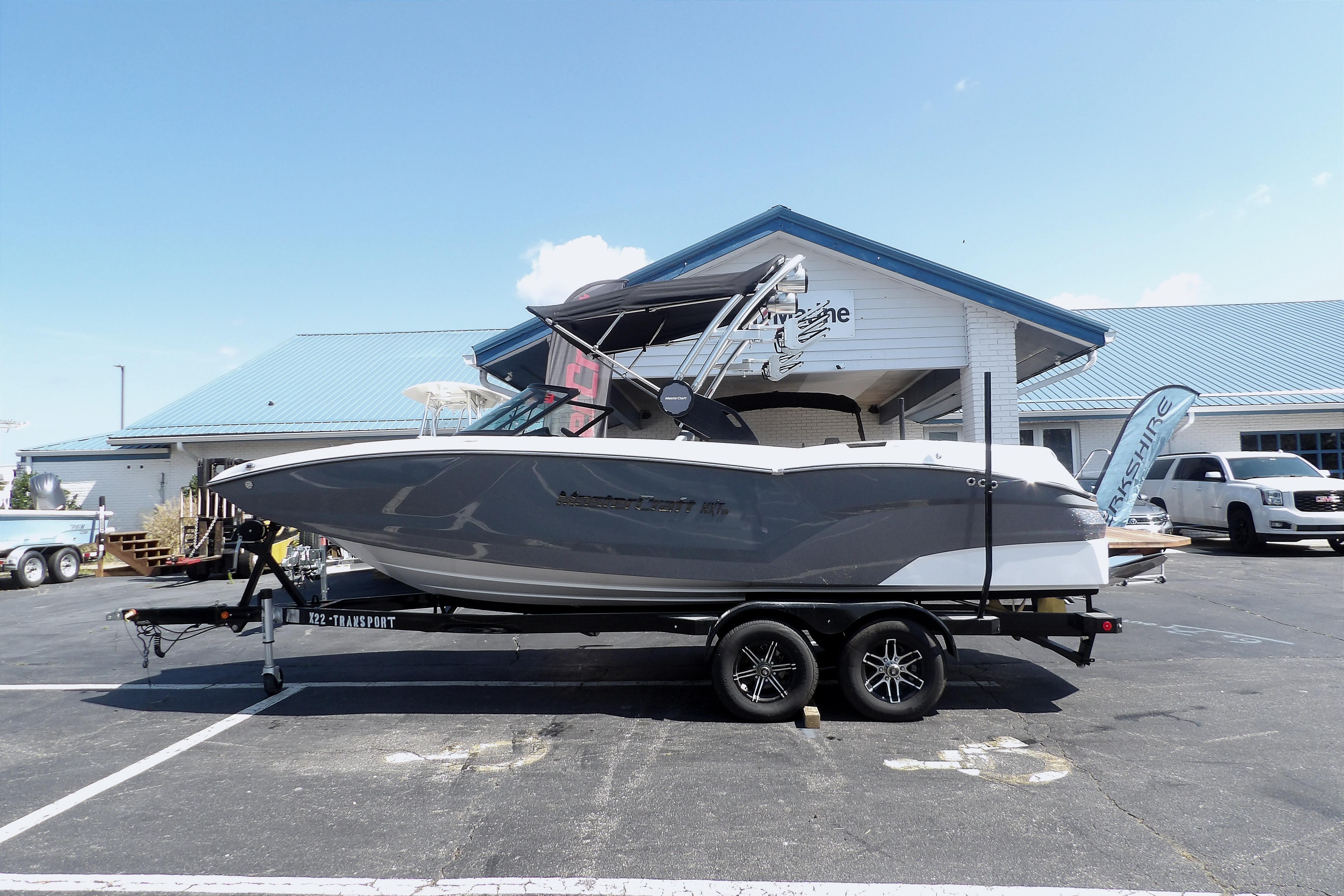 2023 MasterCraft NXT22