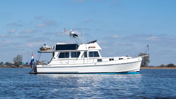1993 Grand Banks 46 Europa