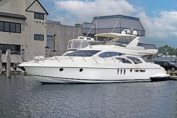 2003 Azimut 62