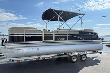 2015 Lowe SS 230