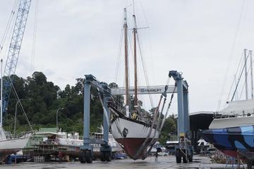 2006 Custom Bud Macintosh schooner