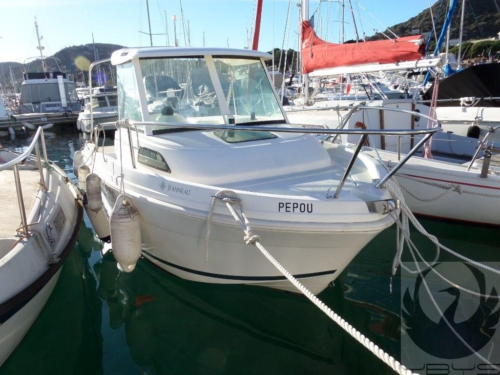 2006 Jeanneau Merry fisher 530