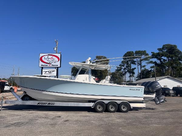 Regulator 34 2018 Regulator 34 boat on trailer at Marker 17 Marine dealership.