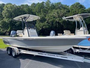 Avenger Avenger AV24