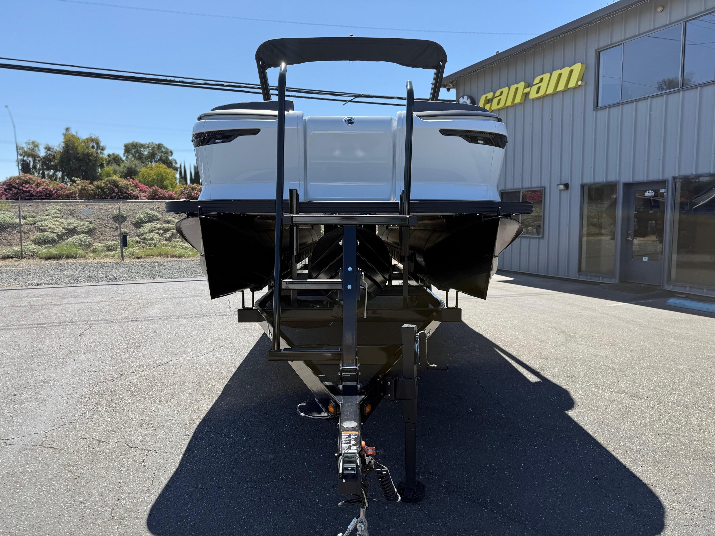 2025 Manitou Explore Dual Engine