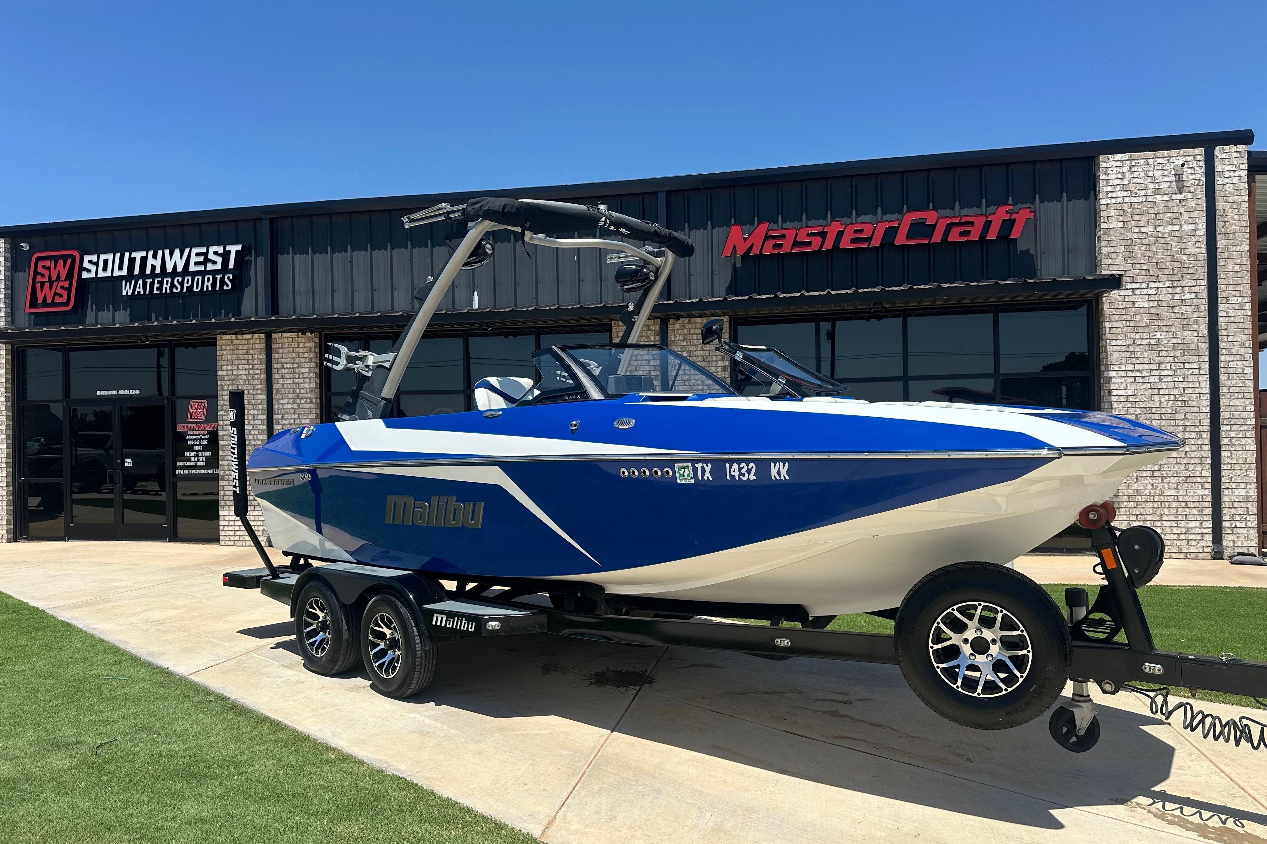 2021 Malibu Wakesetter 21 MLX