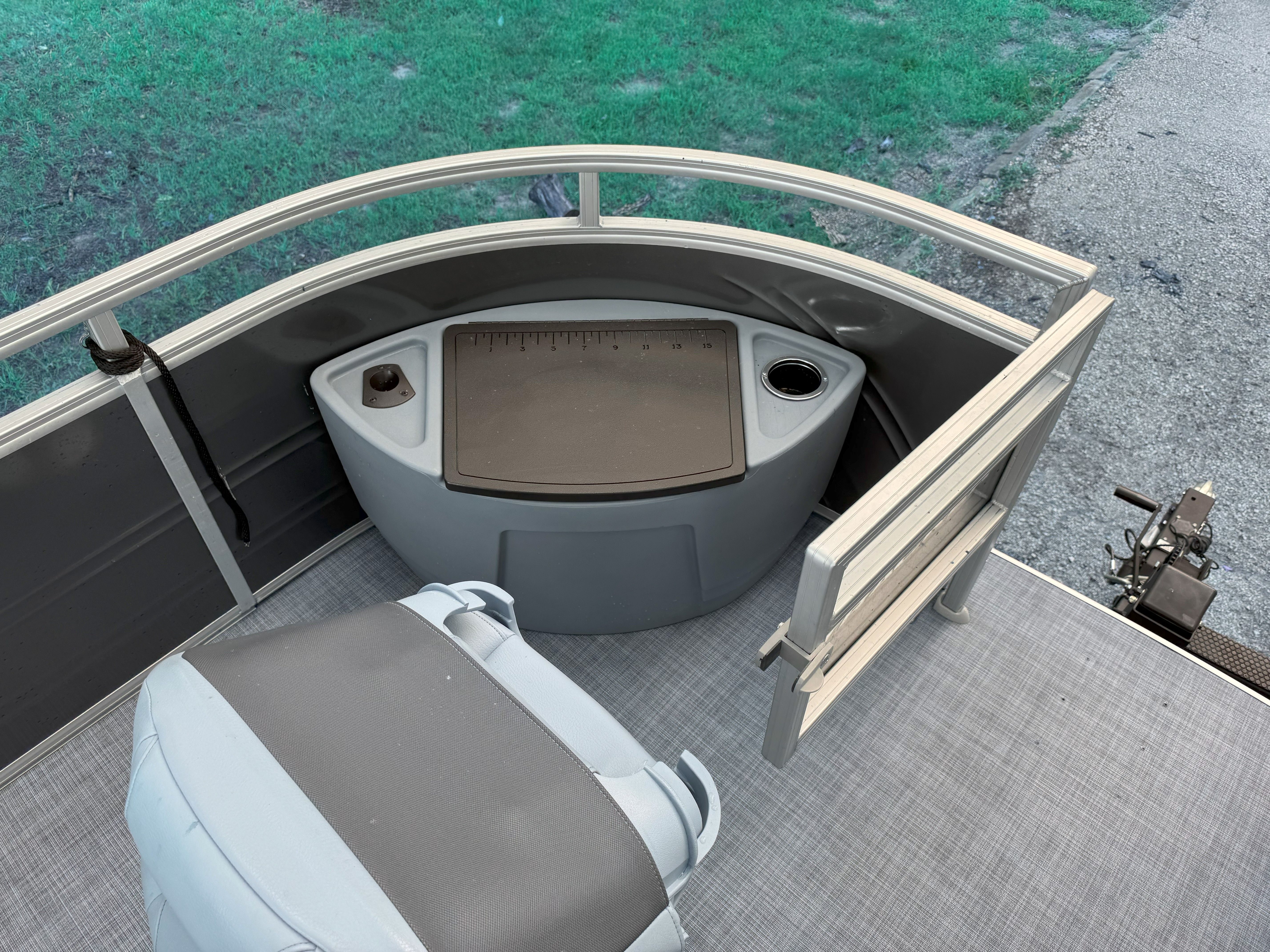 2024 Sun Tracker SportFish 22 XP3