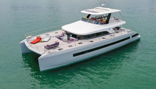 Lagoon Sixty7