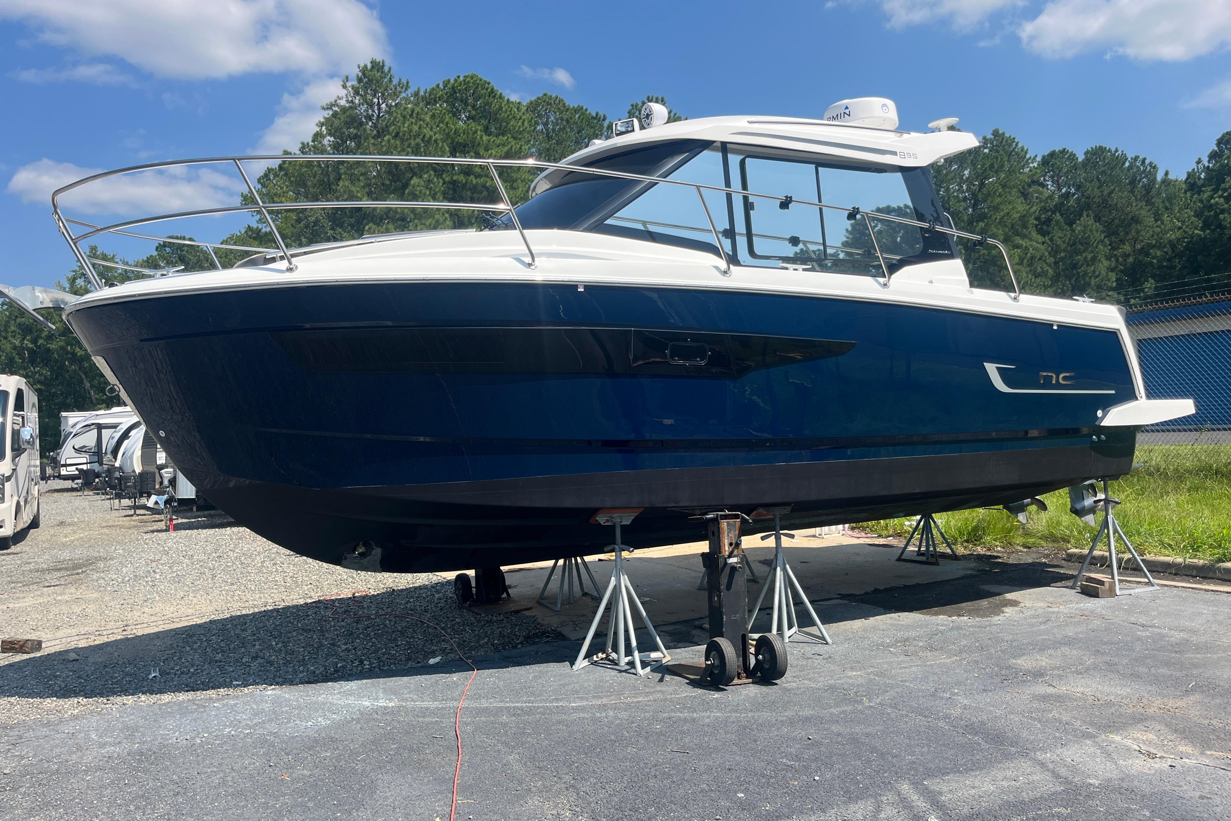 2020 Jeanneau NC 895