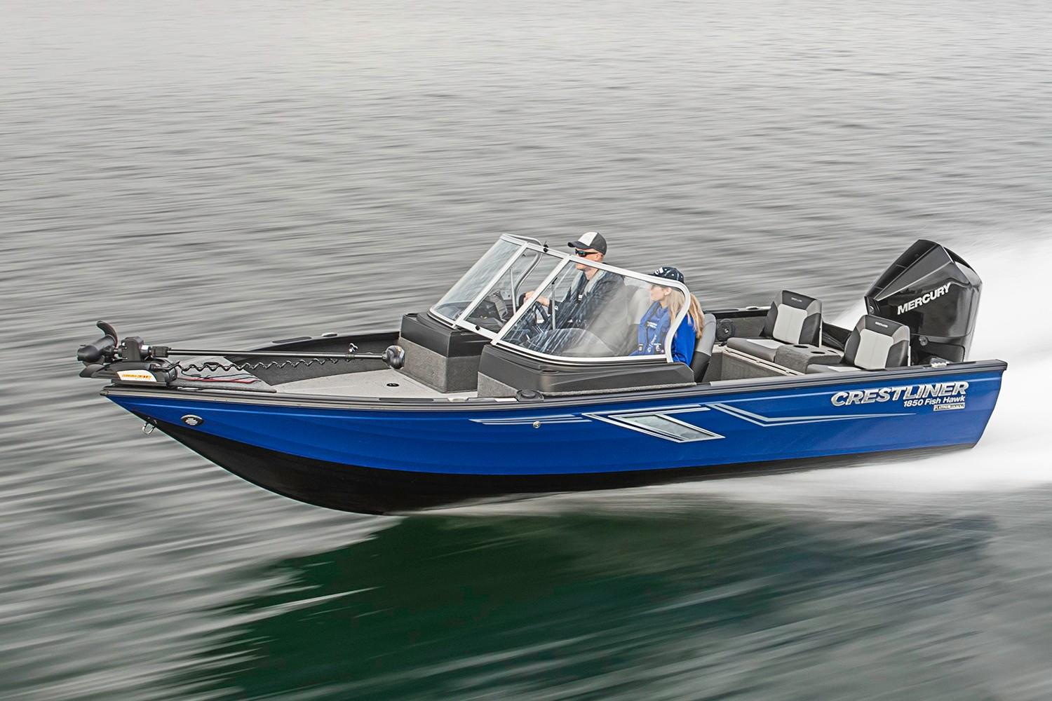 Crestliner Boat image