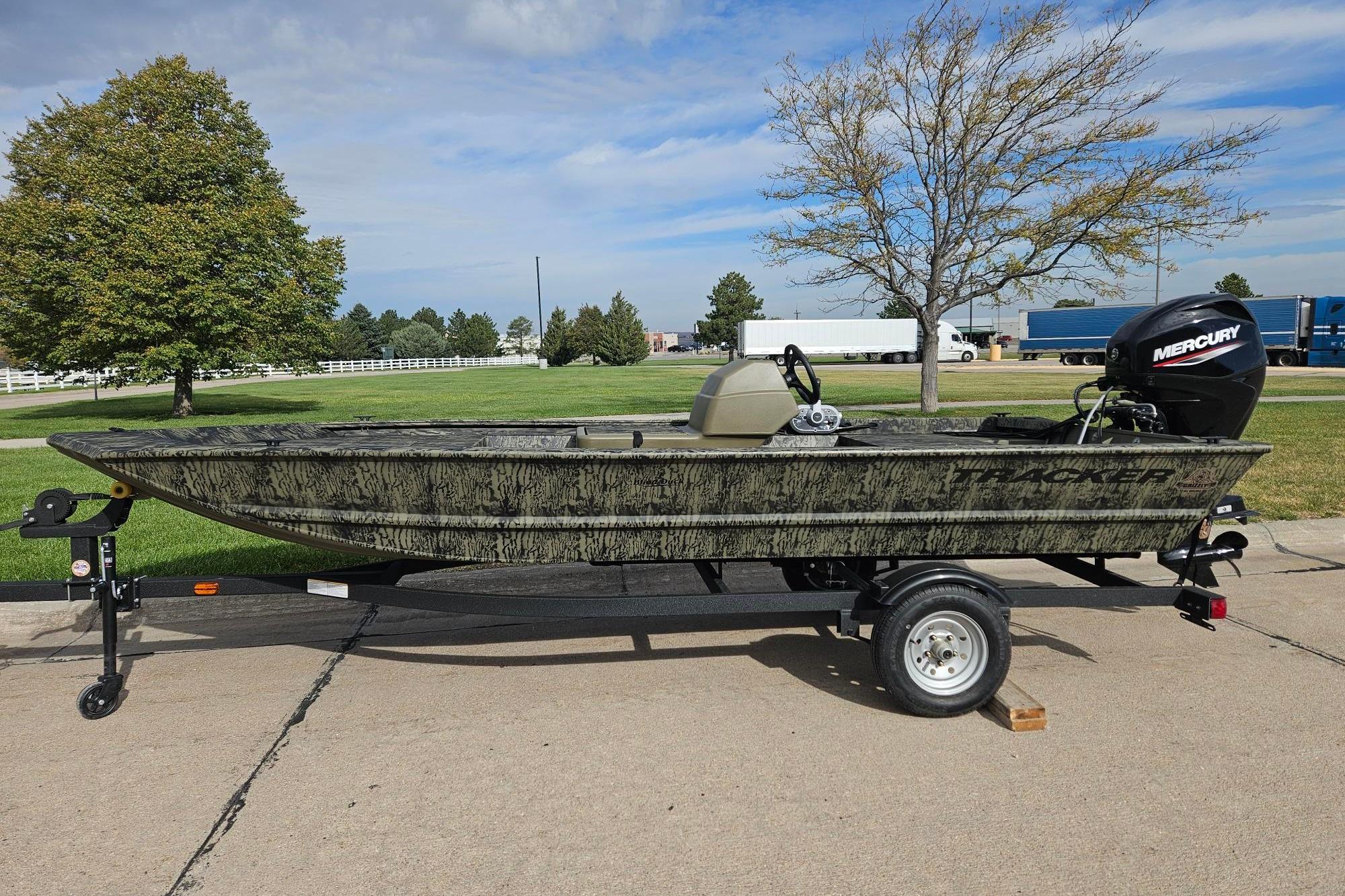 2026 Tracker Grizzly 1648 SC