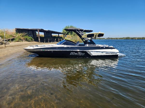 Malibu Wakesetter 22 MXZ