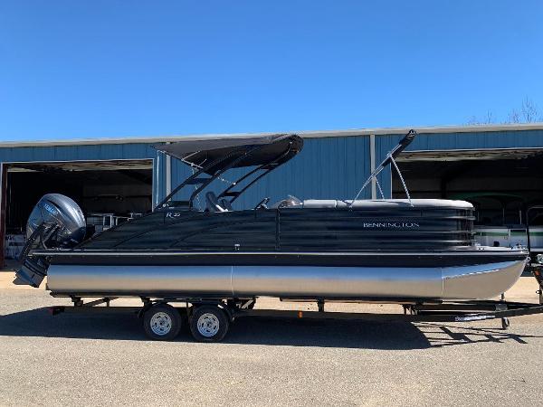 2023 Bennington 25RSBA